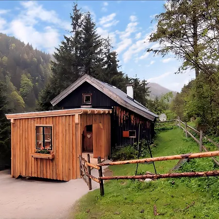 Holiday home Almhuette Auszeit Donnersbachwald