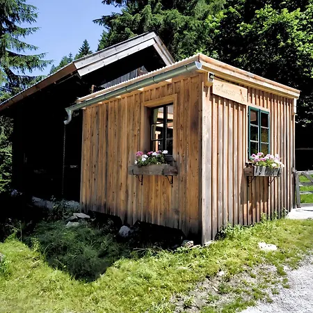 Almhuette Auszeit 도너스바크워드