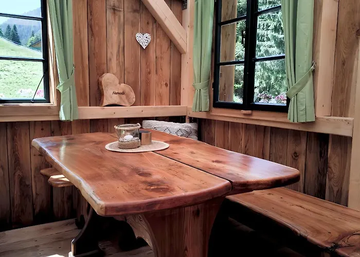 Semesterbostad Almhuette Auszeit